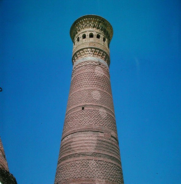 Kalyan尖塔，建于1127年 作者 伊斯兰学校
