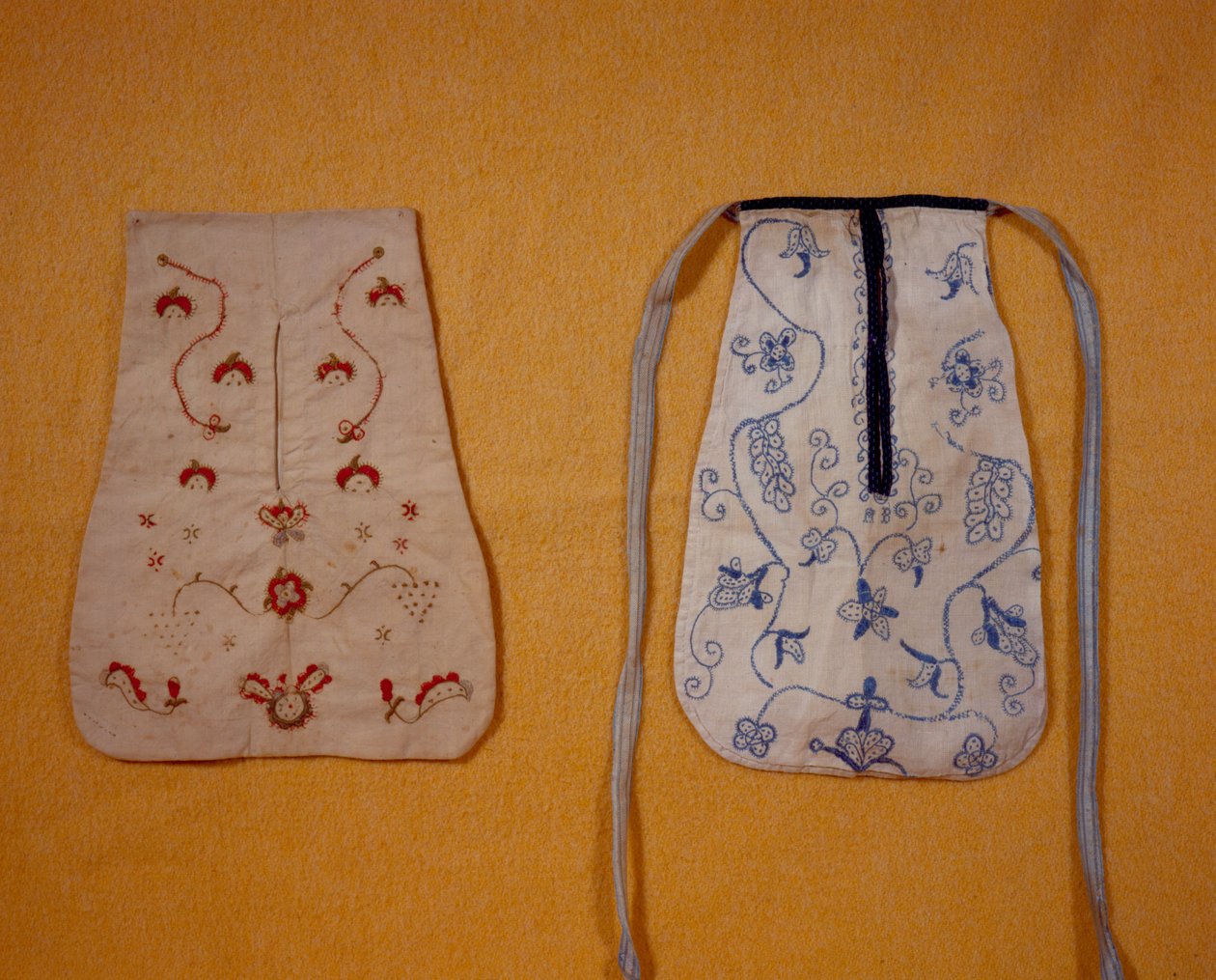 口袋（纺织品） 作者 美国学校