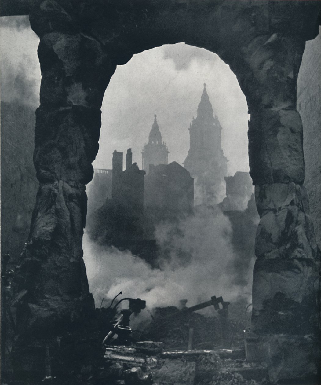 启示录，1941年 作者 塞西尔·比顿（Cecil Beaton）