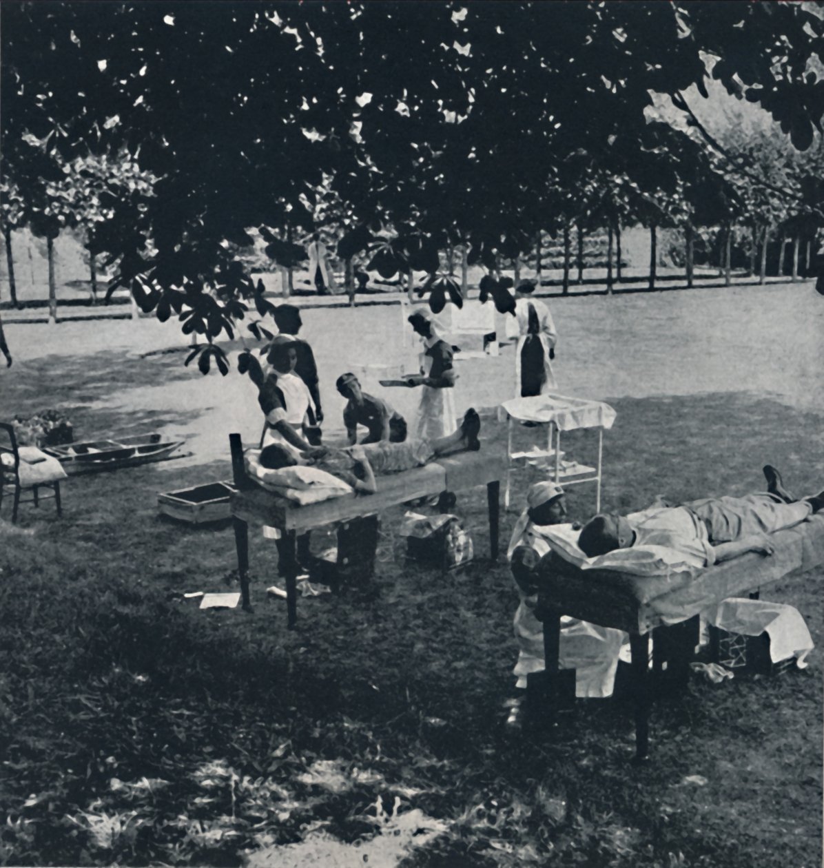 献血者，1941年 作者 塞西尔·比顿（Cecil Beaton）