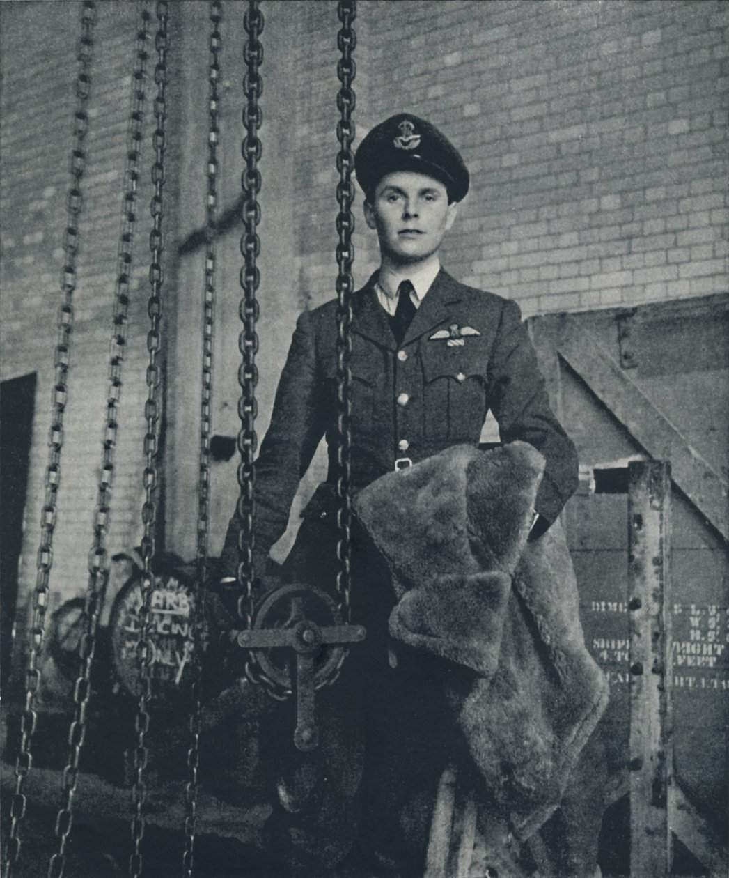 轰炸机队长，1941年 作者 塞西尔·比顿（Cecil Beaton）