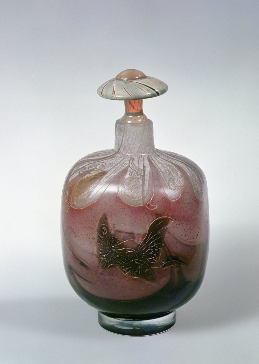 瓶子和塞子，约1900年 作者 埃米尔·加勒（Emile Galle）
