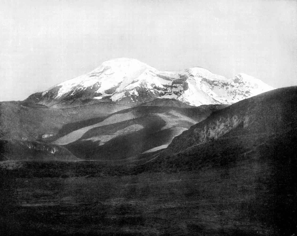 厄瓜多尔钦博拉索山（Mount Chimborazo），1893年。 作者 约翰·斯托达德