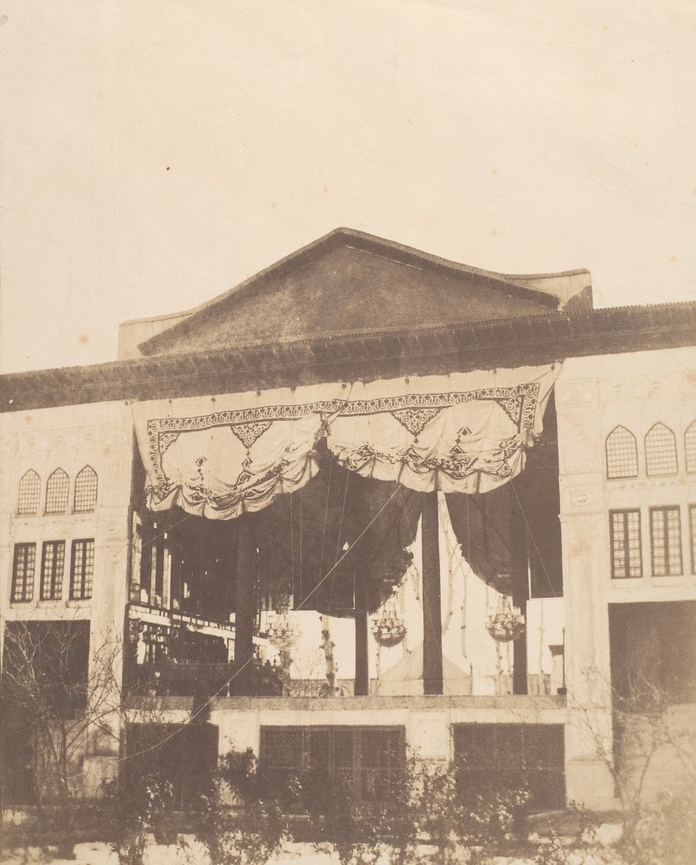 [孔雀座室，德黑兰]，1858年。 作者 路易吉·佩斯