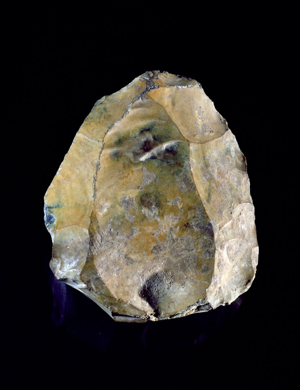 核心石，用于制作工具，c.250000 BC（燧石） 作者 史前