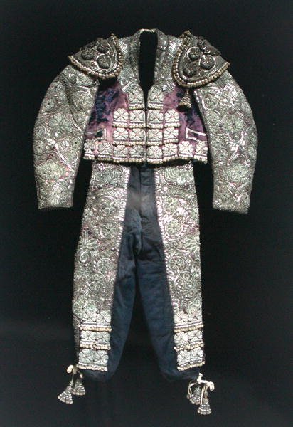 斗牛士外套和长裤（纺织品） 作者 学校西班牙语
