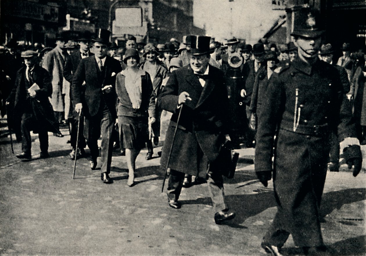 1928年和1945年的预算案。 作者 不明