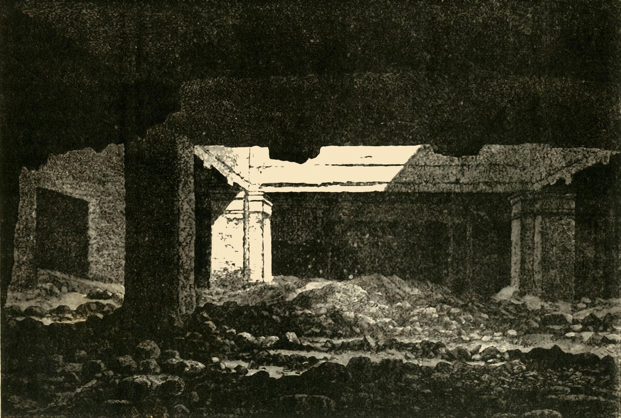 1890年，亚历山大的地下墓穴。 作者 不明