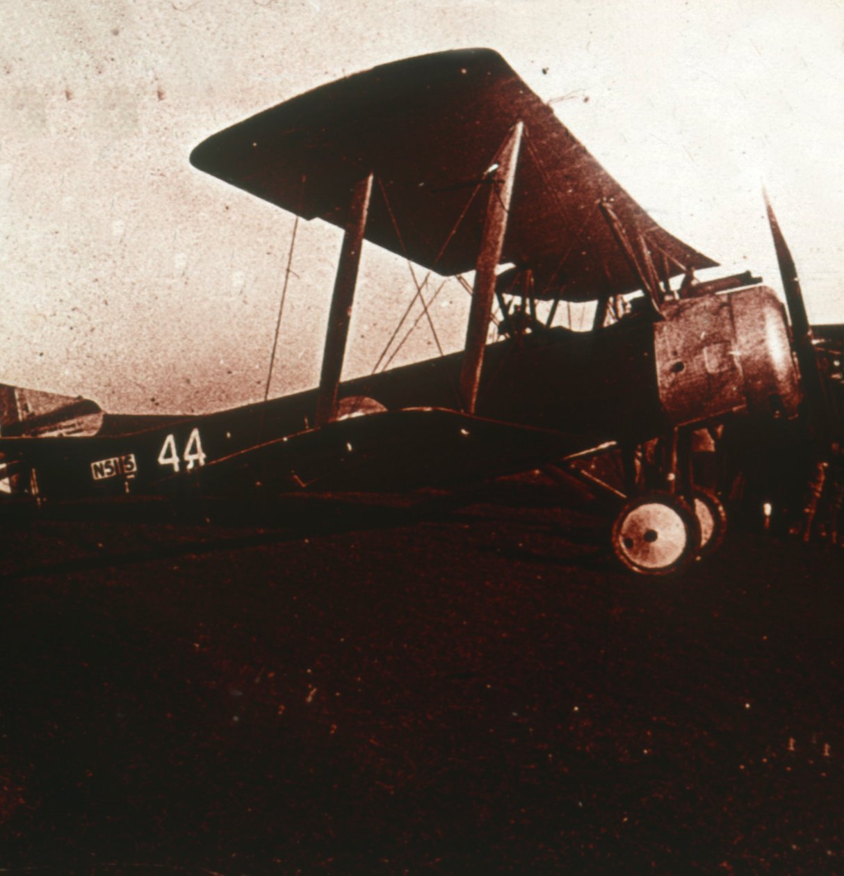 战斗机起飞，c1914-c1918 作者 不明