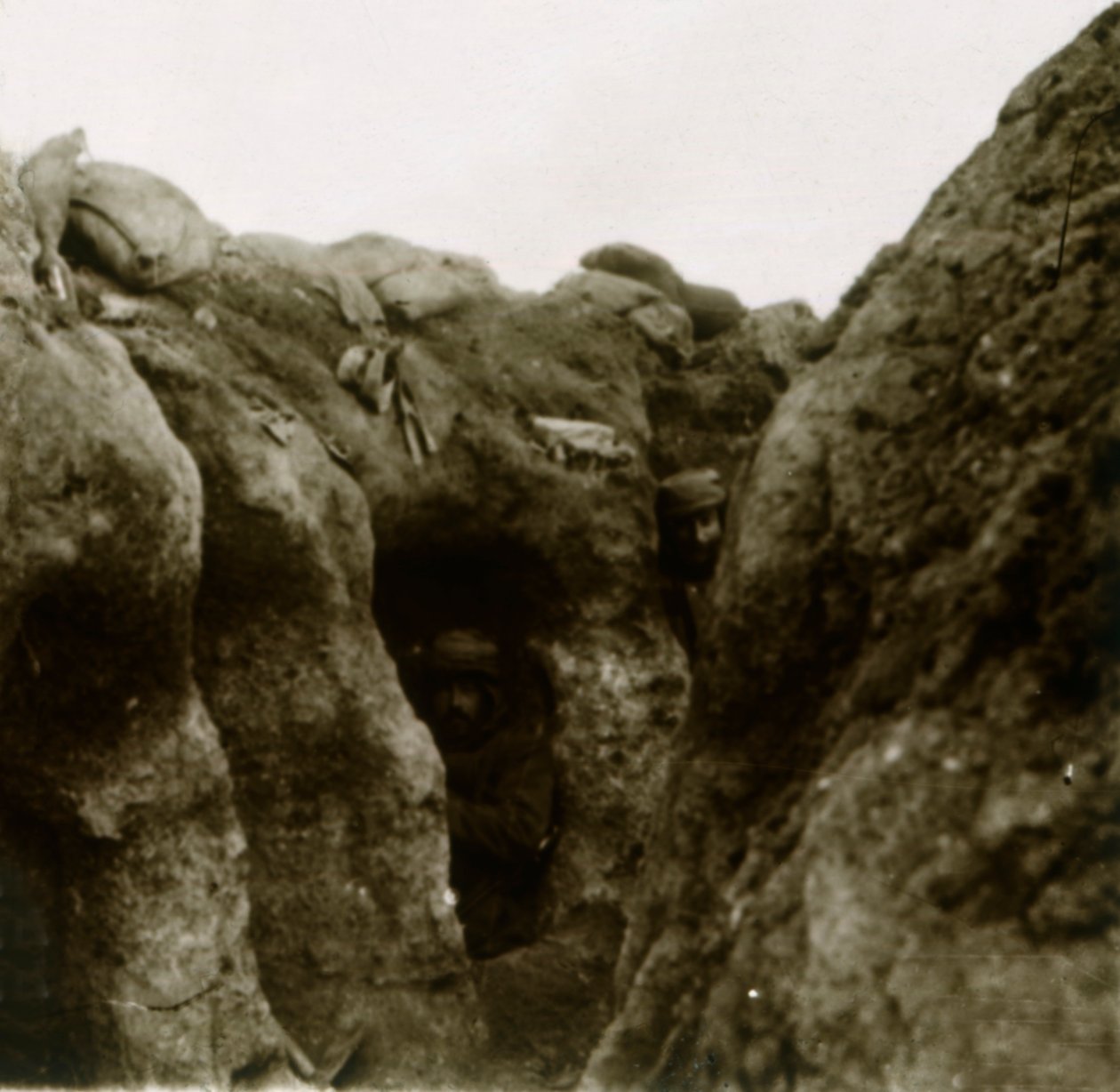 沟槽c1914-c1918 作者 不明