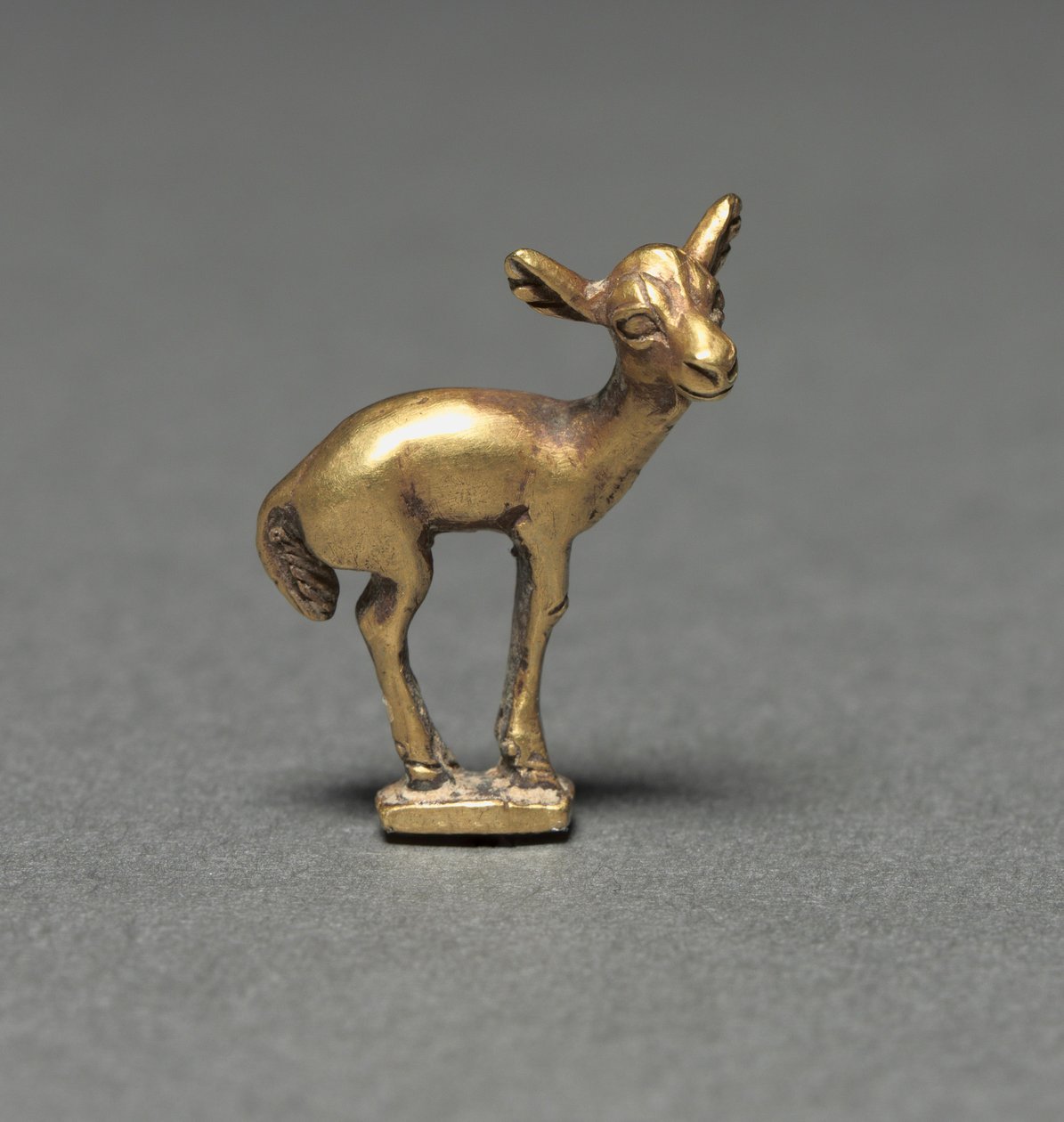 麋鹿小鹿决赛，公元前400-200年 作者 不明