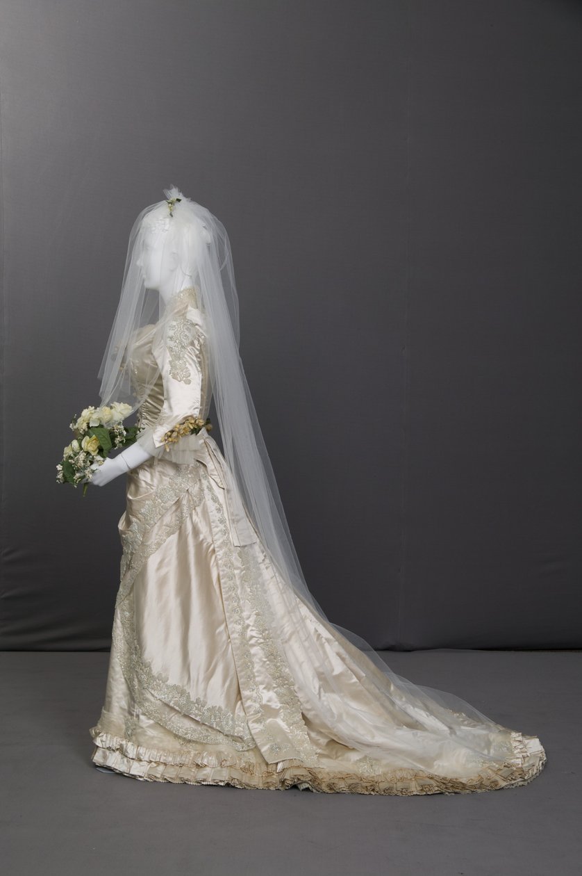 婚纱礼服 作者 未知艺术家