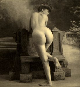 女裸体，c.1900（棕褐色照片）