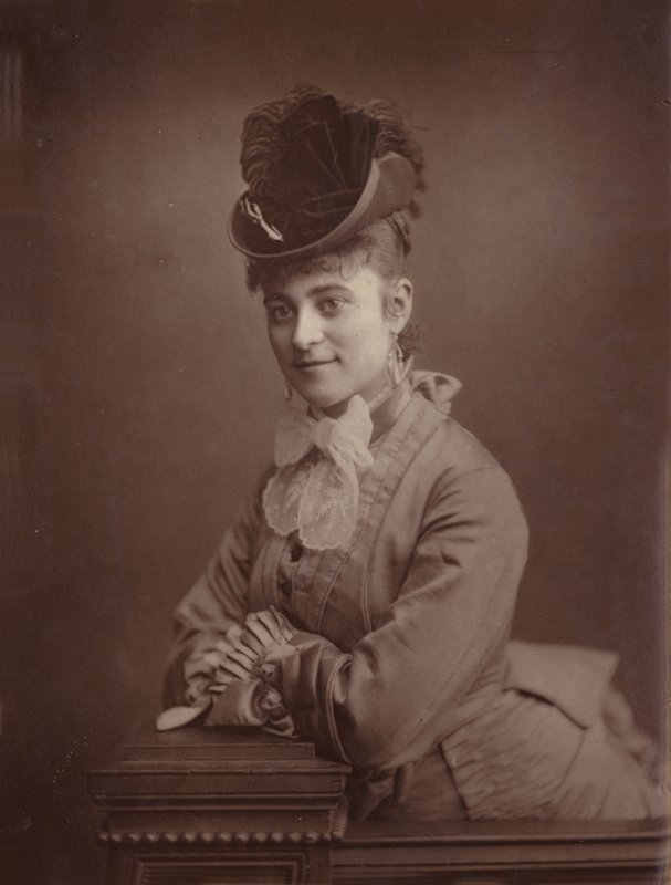 Camille Dubois 作者 英国摄影师