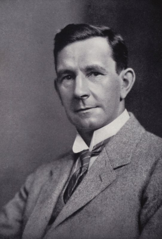 Dr G C Simpson (b/w photo) 作者 英国摄影师